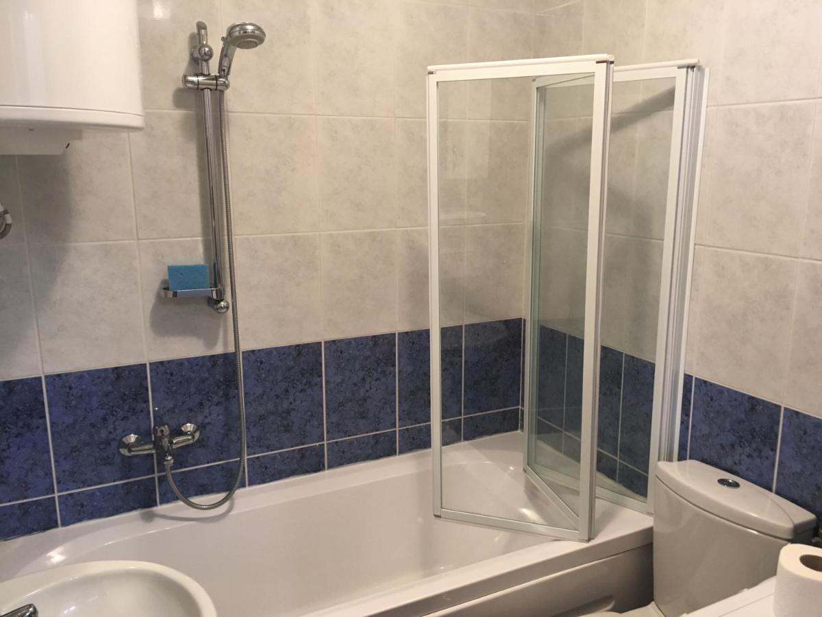 Ms - Downtown With Free Parking Space Apartman Belgrád Szoba fotó