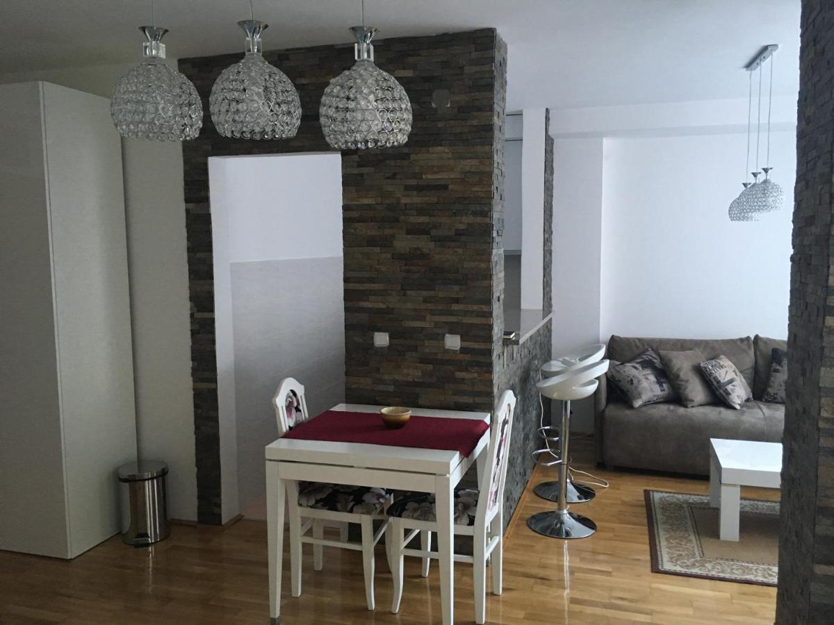 Ms - Downtown With Free Parking Space Apartman Belgrád Szoba fotó